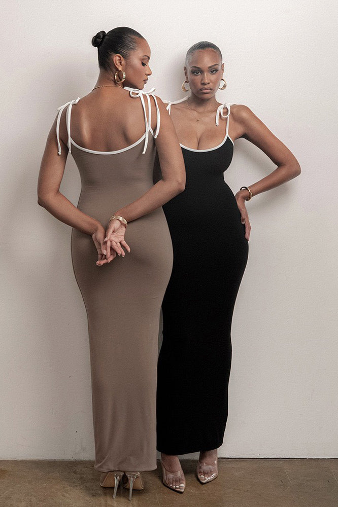 Viola - Scoop Neck Tie Shoulder Maxi Dress