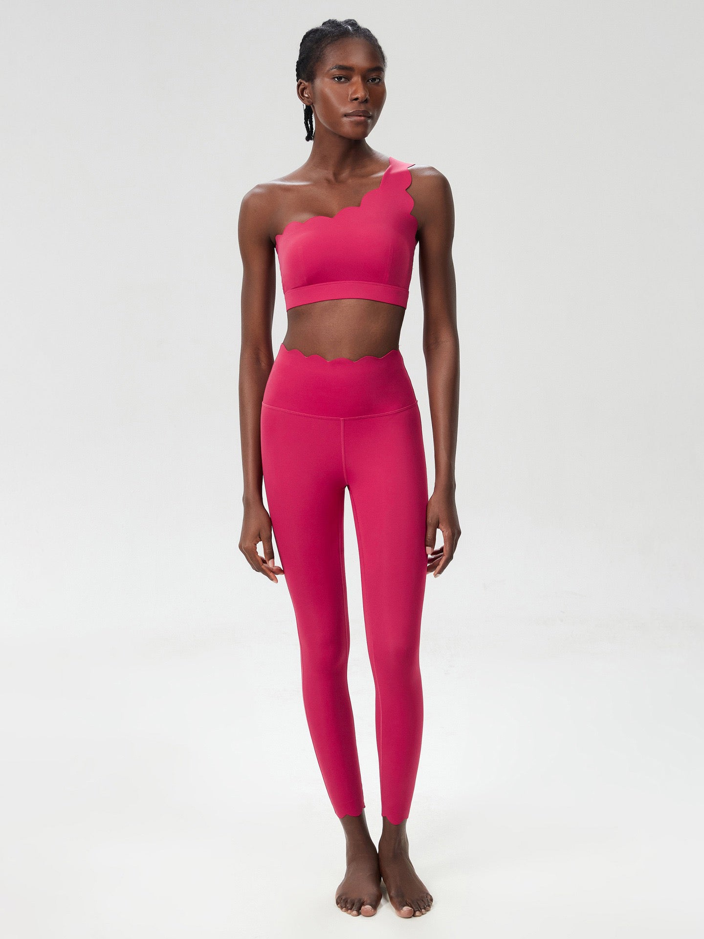 High Rise Scallop Waist Legging