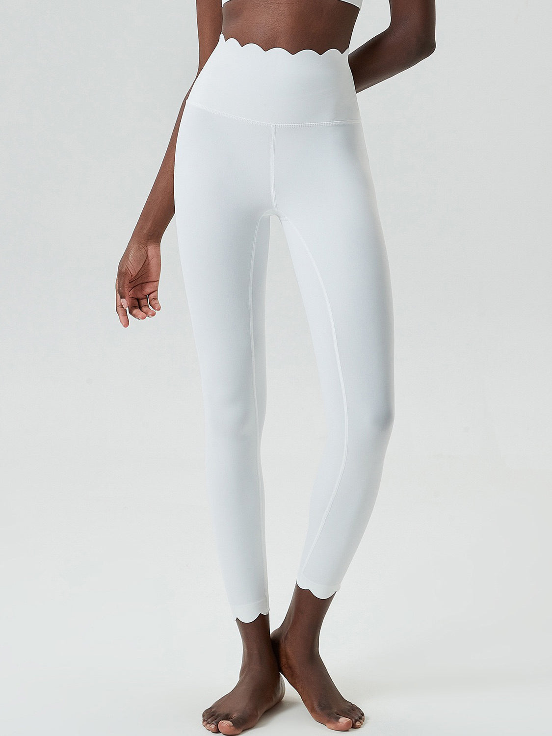 High Rise Scallop Waist Legging
