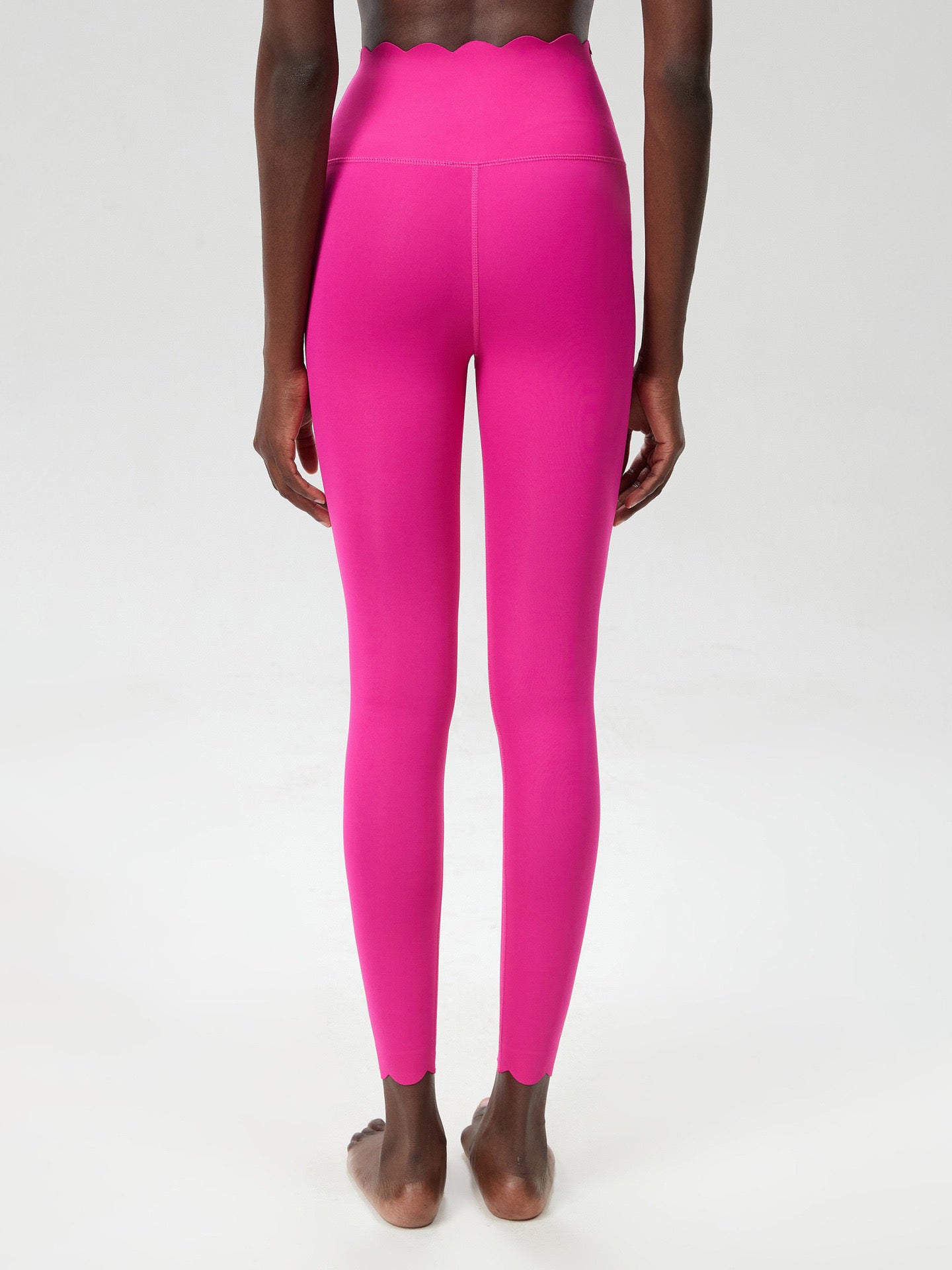 High Rise Scallop Waist Legging