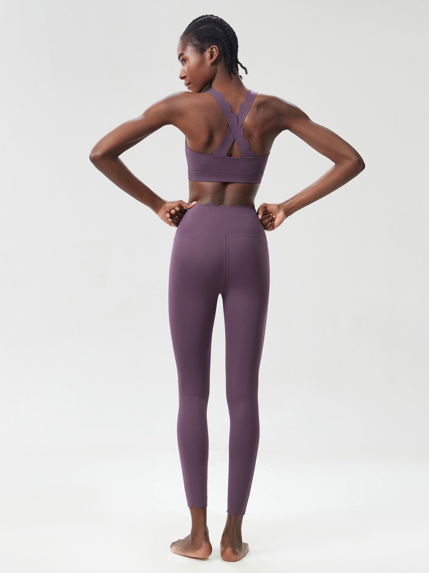 High Rise Scallop Waist Legging