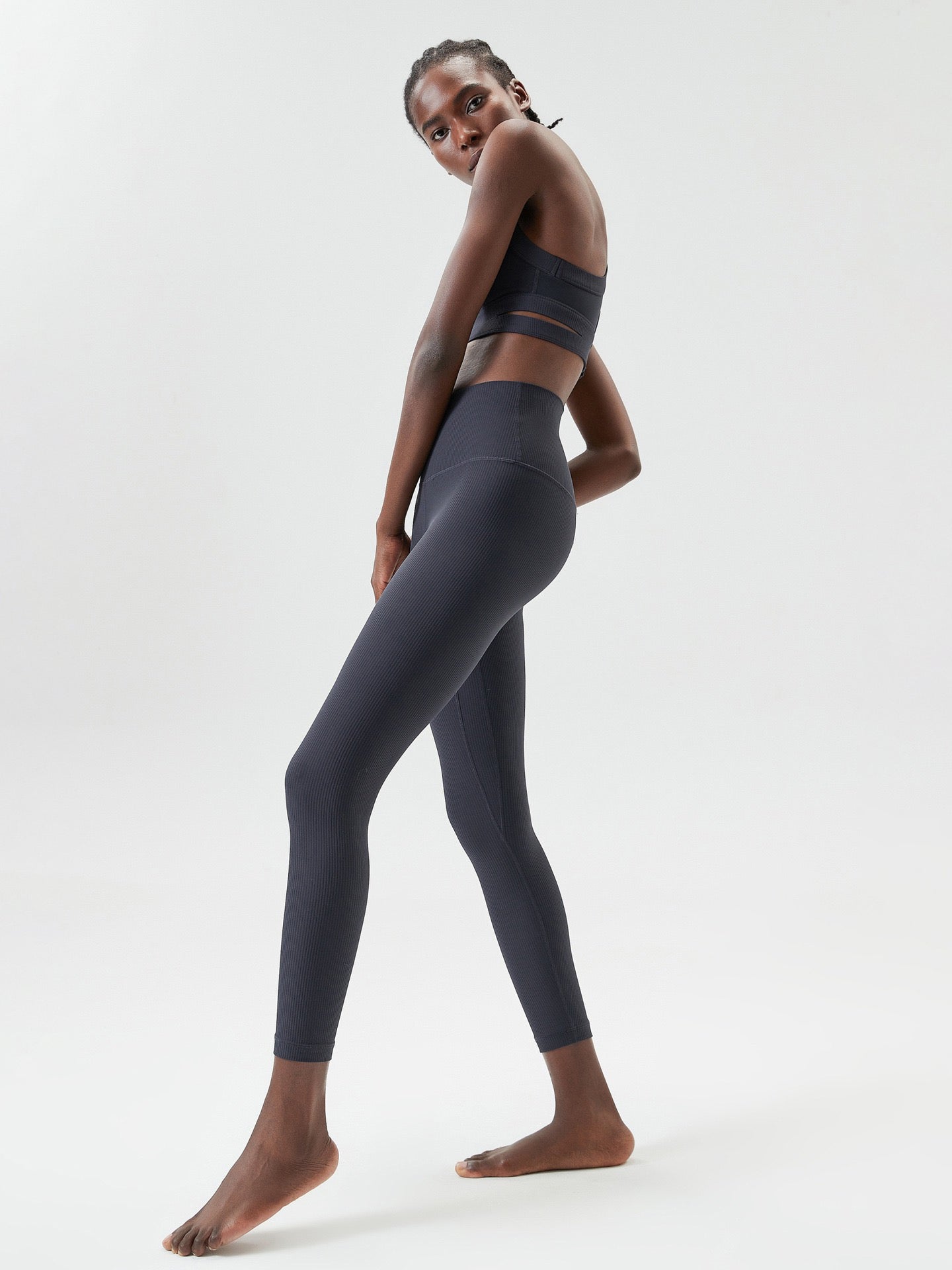 Round Neck Racerback Sports Bra