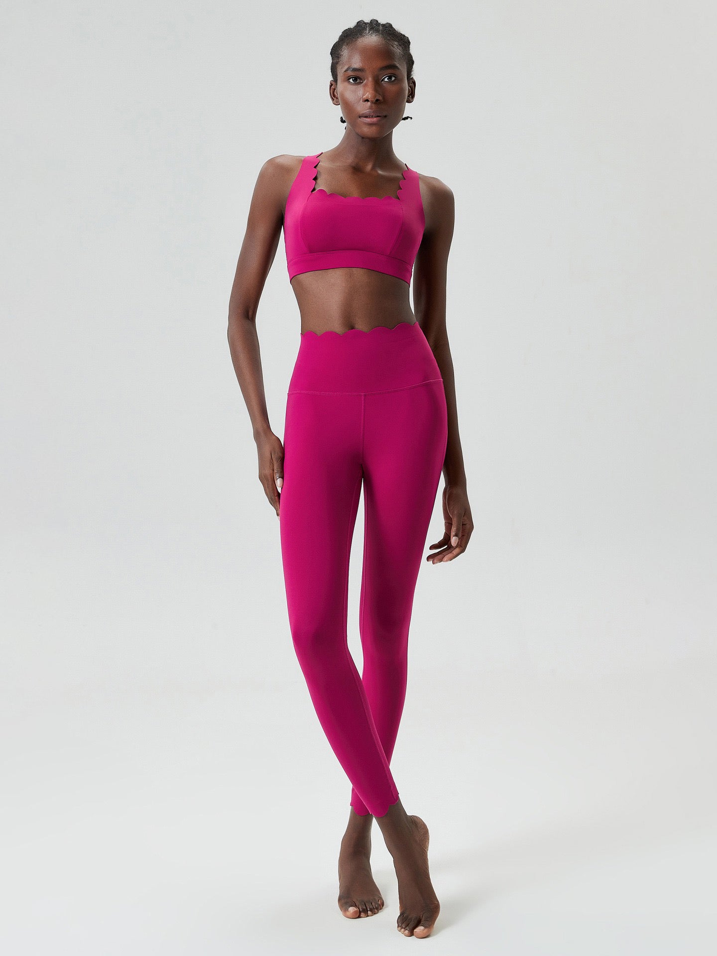 High Rise Scallop Waist Legging