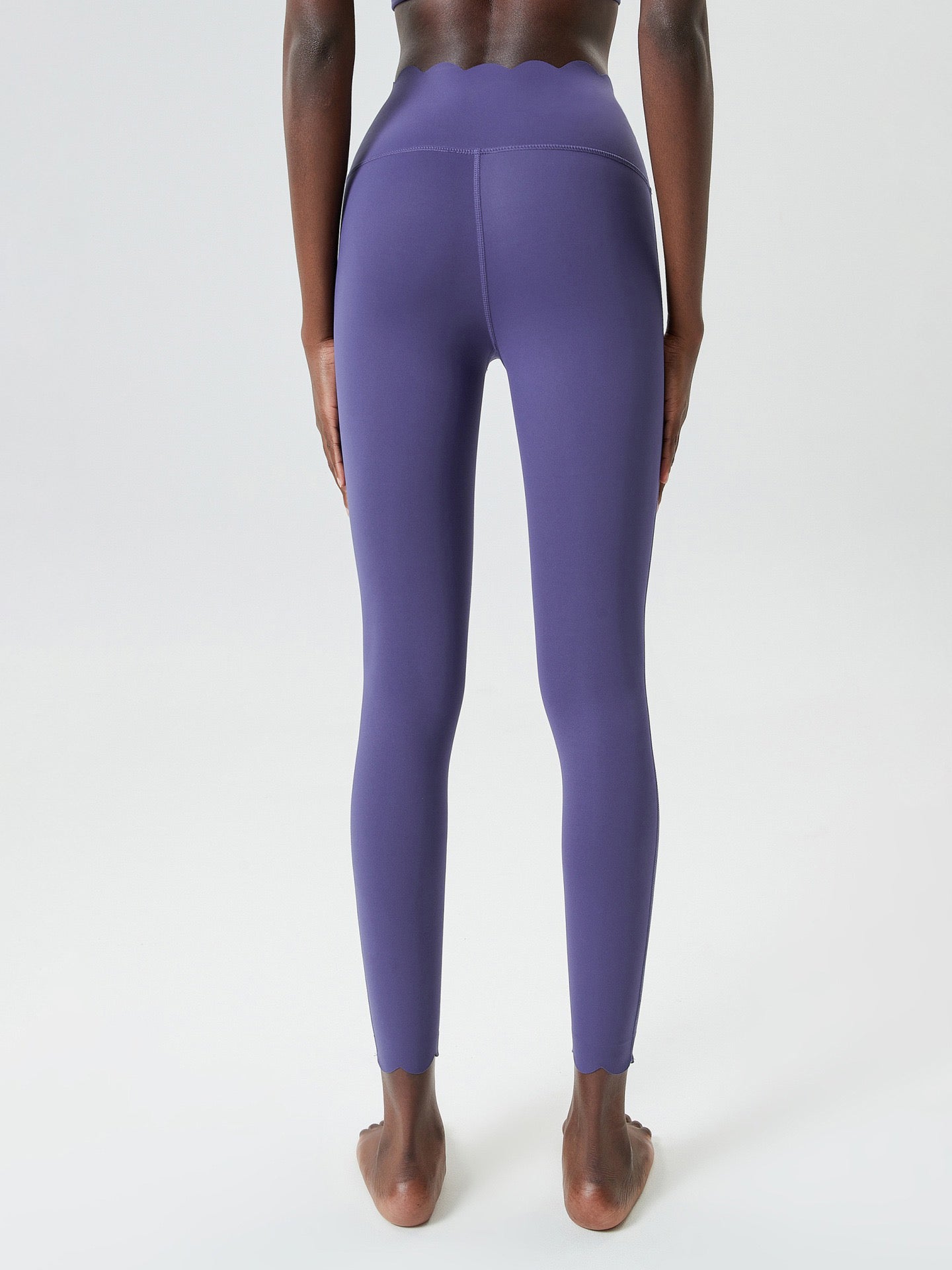 High Rise Scallop Waist Legging