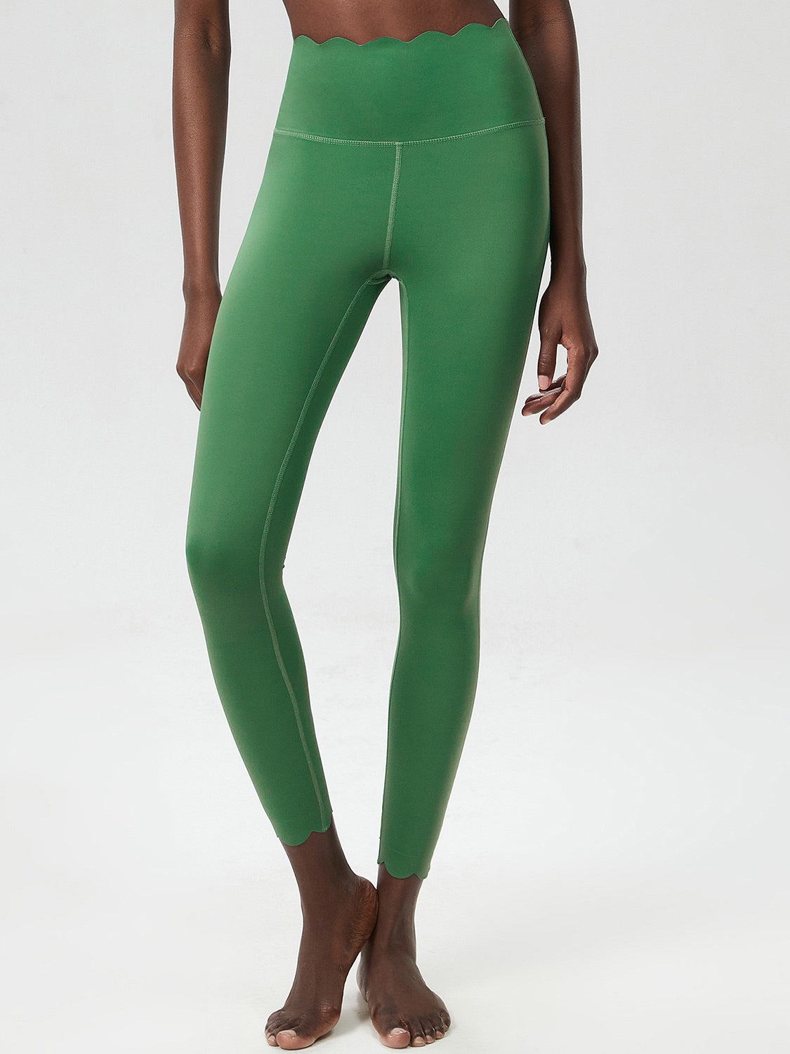 High Rise Scallop Waist Legging